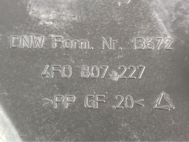 bontott AUDI A6 C6 Bal első Lökhárító Tartó (Műanyag)