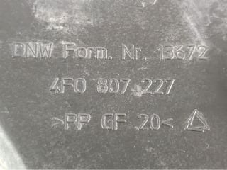 bontott AUDI A6 C6 Bal első Lökhárító Tartó (Műanyag)