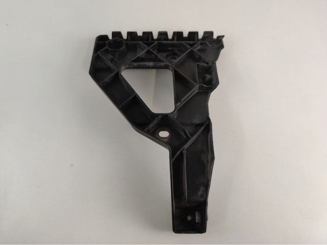 bontott AUDI A6 C6 Bal első Lökhárító Tartó (Műanyag)