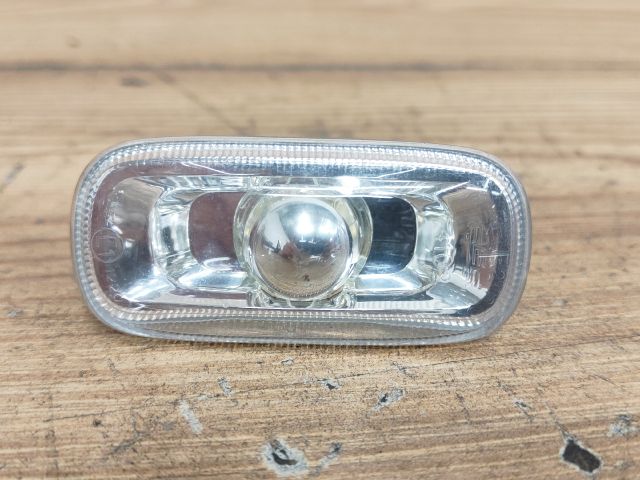 bontott AUDI A6 C6 Bal első Sárvédő Irányjelző