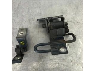 bontott AUDI A6 C6 Bal első Zsanér