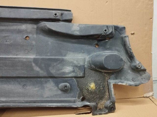 bontott AUDI A6 C6 Bal Fenéklemez