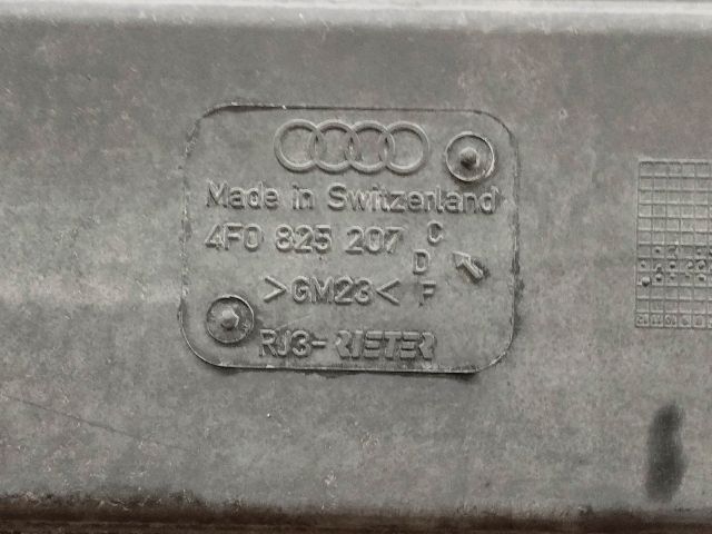 bontott AUDI A6 C6 Bal Fenéklemez