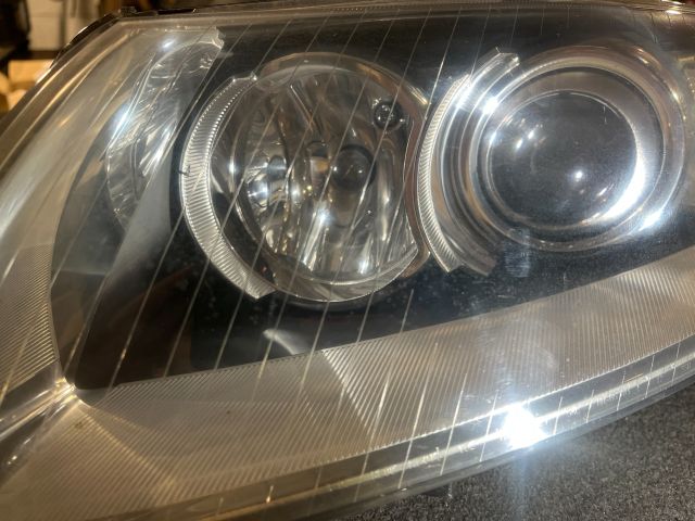 bontott AUDI A6 C6 Bal Fényszóró