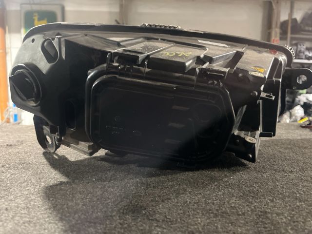 bontott AUDI A6 C6 Bal Fényszóró