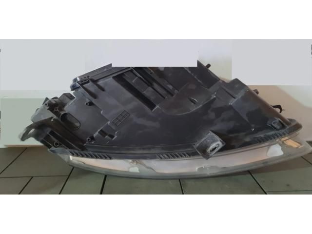 bontott AUDI A6 C6 Bal Fényszóró