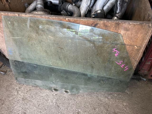 bontott AUDI A6 C6 Bal hátsó Ablak