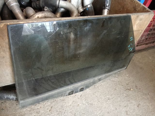 bontott AUDI A6 C6 Bal hátsó Ablak