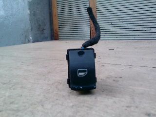 bontott AUDI A6 C6 Bal hátsó Ablakemelő Kapcsoló