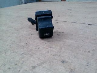 bontott AUDI A6 C6 Bal hátsó Ablakemelő Kapcsoló