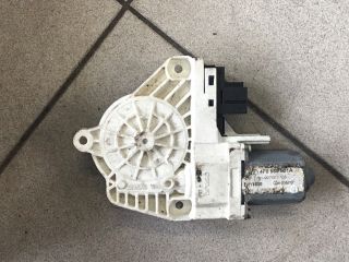 bontott AUDI A6 C6 Bal hátsó Ablakemelő Motor