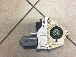 bontott AUDI A6 C6 Bal hátsó Ablakemelő Motor