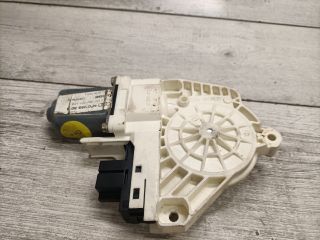 bontott AUDI A6 C6 Bal hátsó Ablakemelő Motor