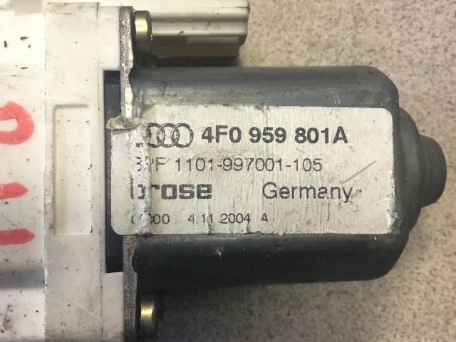 bontott AUDI A6 C6 Bal hátsó Ablakemelő Motor