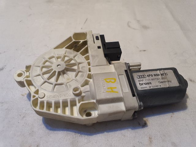 bontott AUDI A6 C6 Bal hátsó Ablakemelő Motor