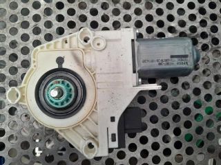 bontott AUDI A6 C6 Bal hátsó Ablakemelő Motor