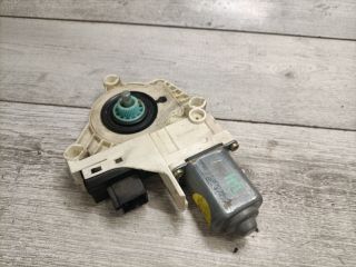 bontott AUDI A6 C6 Bal hátsó Ablakemelő Motor