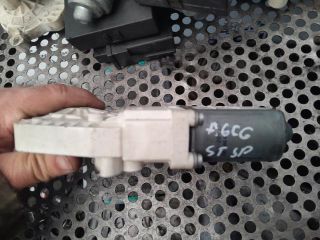 bontott AUDI A6 C6 Bal hátsó Ablakemelő Motor