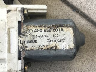 bontott AUDI A6 C6 Bal hátsó Ablakemelő Motor