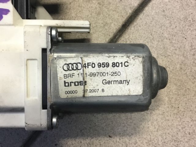 bontott AUDI A6 C6 Bal hátsó Ablakemelő Motor