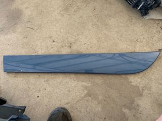 bontott AUDI A6 C6 Bal hátsó Ajtó Díszléc