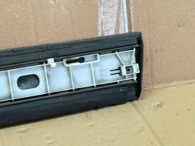 bontott AUDI A6 C6 Bal hátsó Ajtó Díszléc
