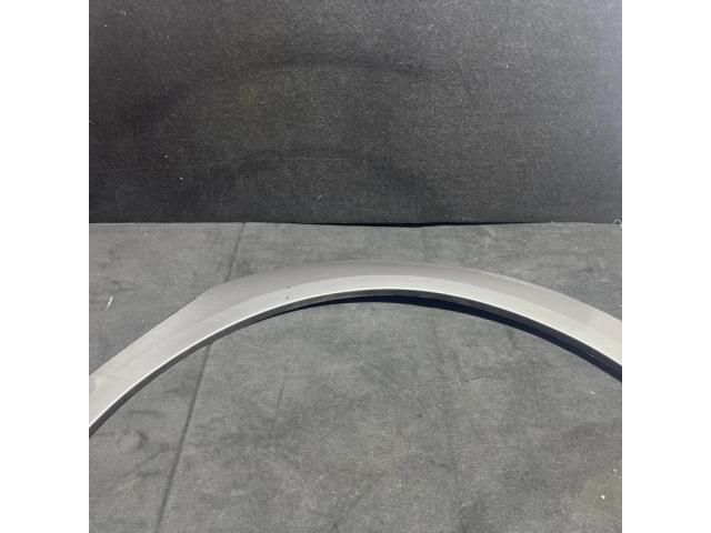 bontott AUDI A6 C6 Bal hátsó Ajtó Díszléc