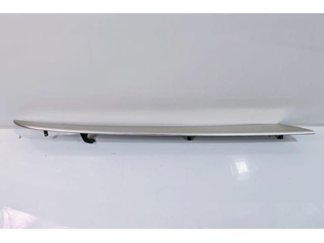 bontott AUDI A6 C6 Bal hátsó Ajtó Díszléc