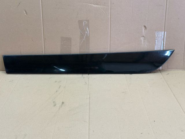 bontott AUDI A6 C6 Bal hátsó Ajtó Díszléc