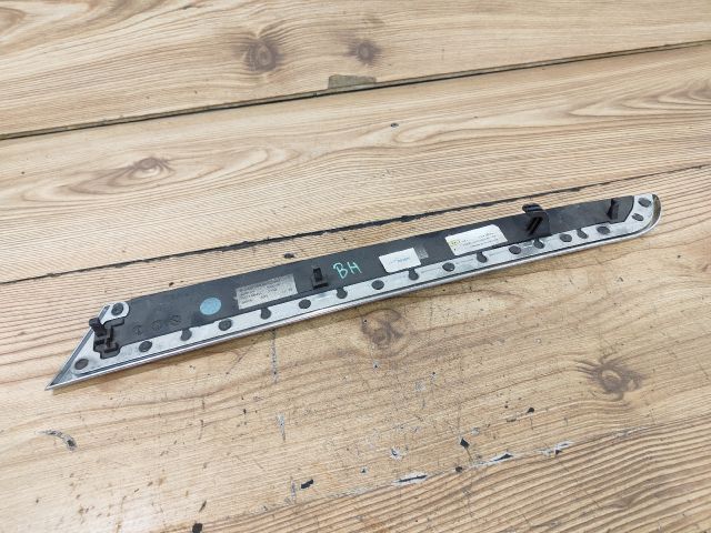 bontott AUDI A6 C6 Bal hátsó Ajtó Kárpit Díszléc