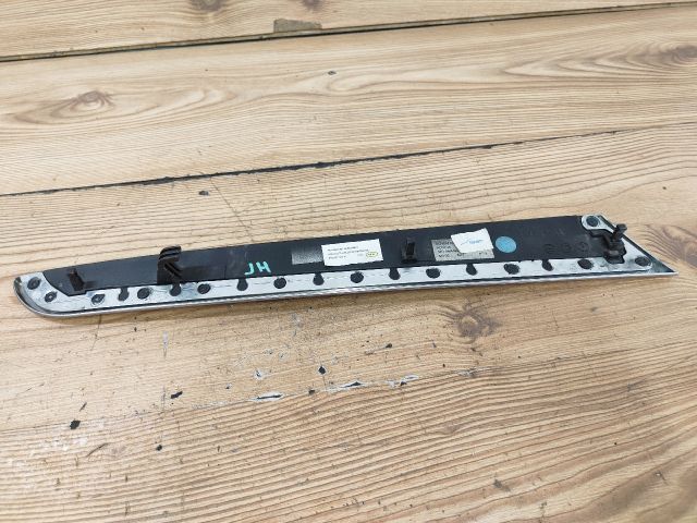 bontott AUDI A6 C6 Bal hátsó Ajtó Kárpit Díszléc