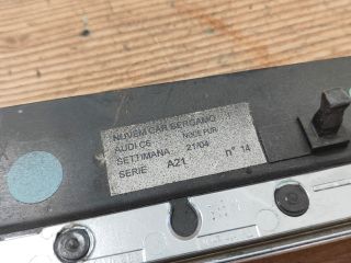 bontott AUDI A6 C6 Bal hátsó Ajtó Kárpit Díszléc