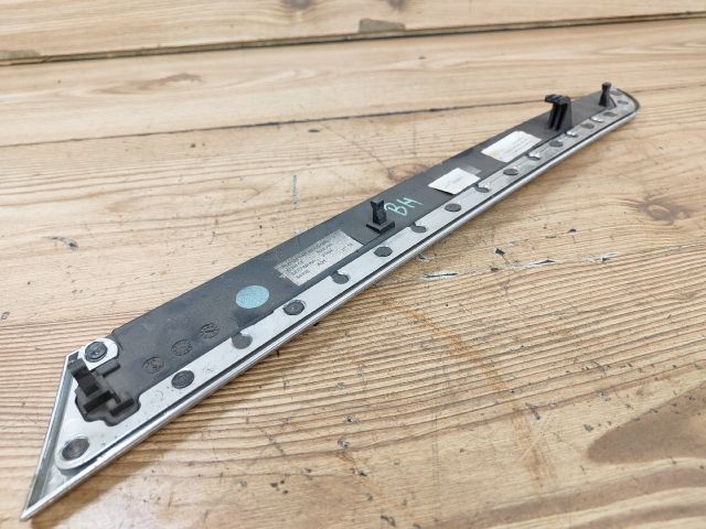 bontott AUDI A6 C6 Bal hátsó Ajtó Kárpit Díszléc