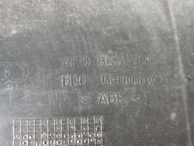 bontott AUDI A6 C6 Bal hátsó Ajtó Kárpit