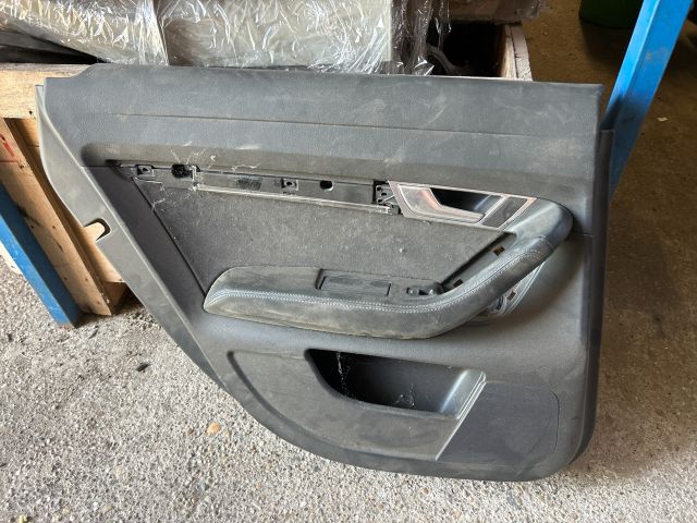 bontott AUDI A6 C6 Bal hátsó Ajtó Kárpit