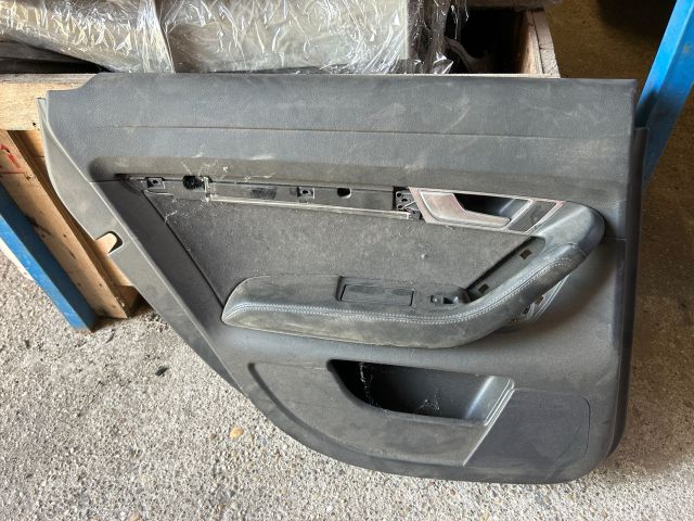 bontott AUDI A6 C6 Bal hátsó Ajtó Kárpit