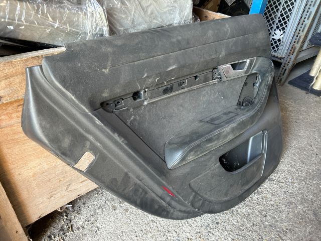 bontott AUDI A6 C6 Bal hátsó Ajtó Kárpit
