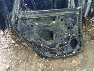 bontott AUDI A6 C6 Bal hátsó Ajtó (Részeivel)