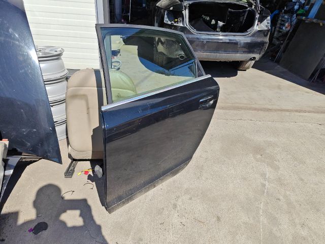 bontott AUDI A6 C6 Bal hátsó Ajtó (Részeivel)