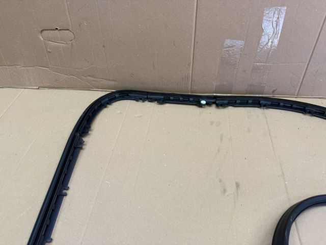 bontott AUDI A6 C6 Bal hátsó Ajtó Szigetelés