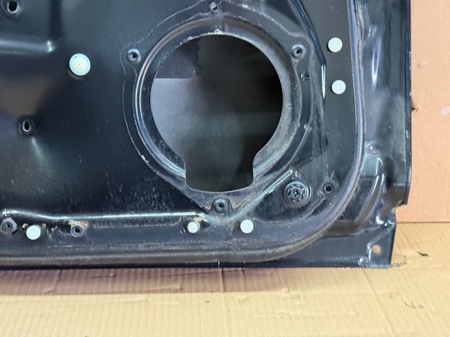 bontott AUDI A6 C6 Bal hátsó Ajtó (Üres lemez)