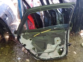 bontott AUDI A6 C6 Bal hátsó Ajtó (Üres lemez)