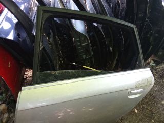 bontott AUDI A6 C6 Bal hátsó Ajtó (Üres lemez)