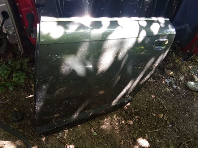 bontott AUDI A6 C6 Bal hátsó Ajtó (Üres lemez)
