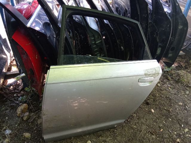 bontott AUDI A6 C6 Bal hátsó Ajtó (Üres lemez)