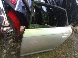 bontott AUDI A6 C6 Bal hátsó Ajtó (Üres lemez)