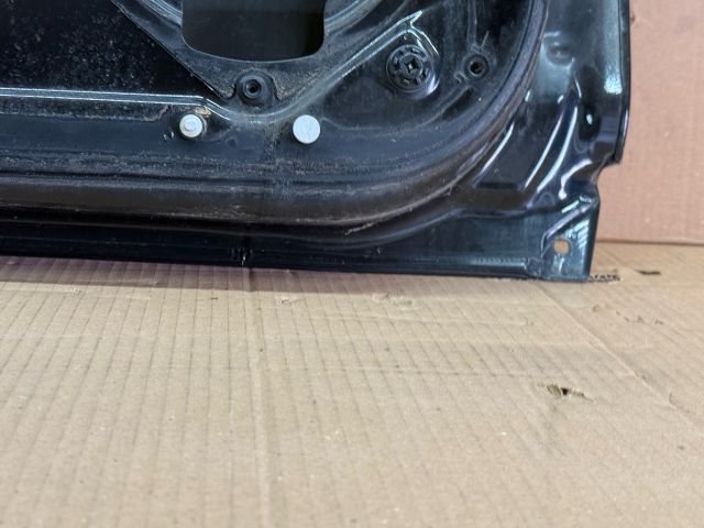 bontott AUDI A6 C6 Bal hátsó Ajtó (Üres lemez)