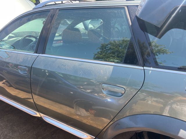 bontott AUDI A6 C6 Bal hátsó Ajtó (Üres lemez)