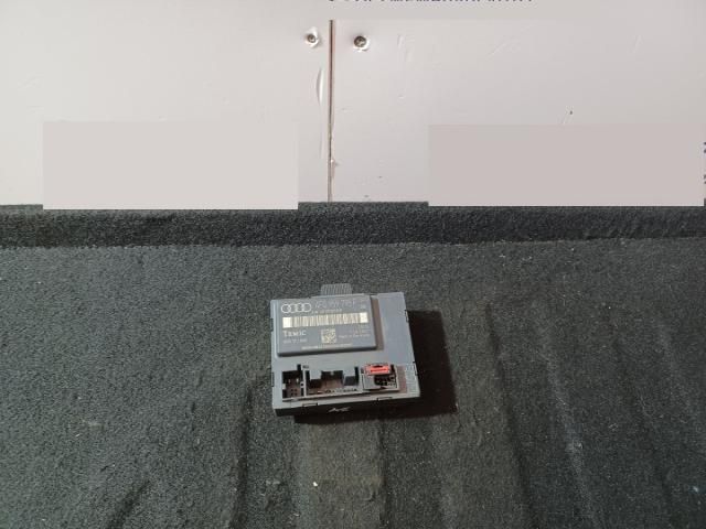 bontott AUDI A6 C6 Bal hátsó Ajtó Vezérlőegység