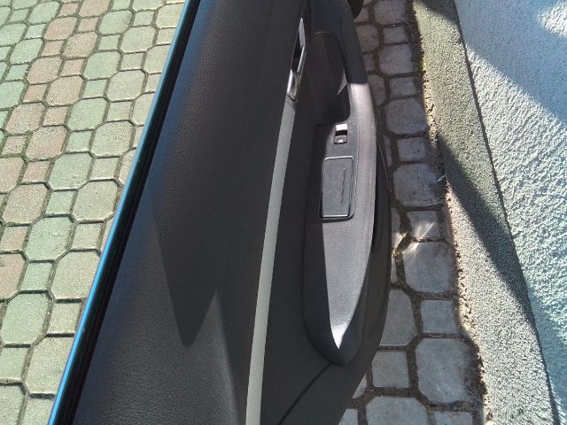 bontott AUDI A6 C6 Bal hátsó Ajtóhatároló